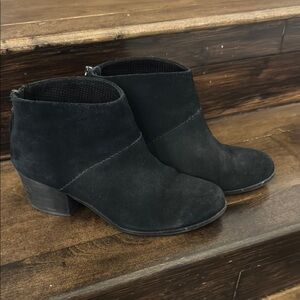 Toms Black Ankle Booties Suede